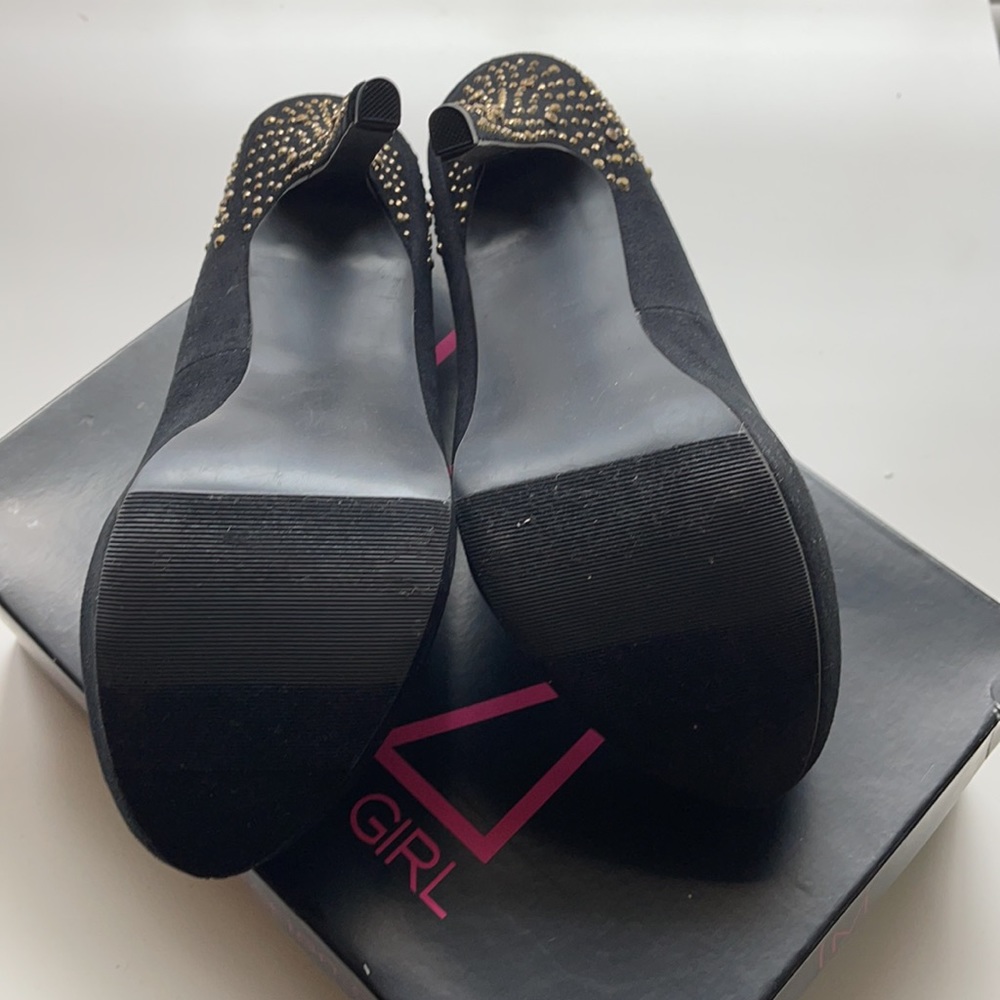 Platform Heels - Picture 3 of 3